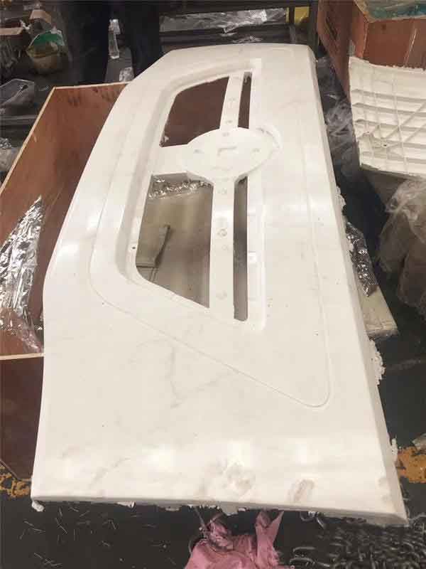模压成型汽车前脸